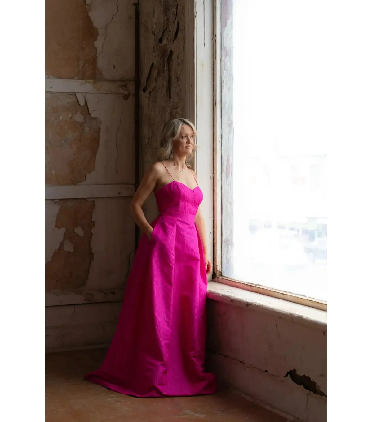 Rebecca Vallance Frenchy Gown Fuscia Pink Size AU 10 photo 4