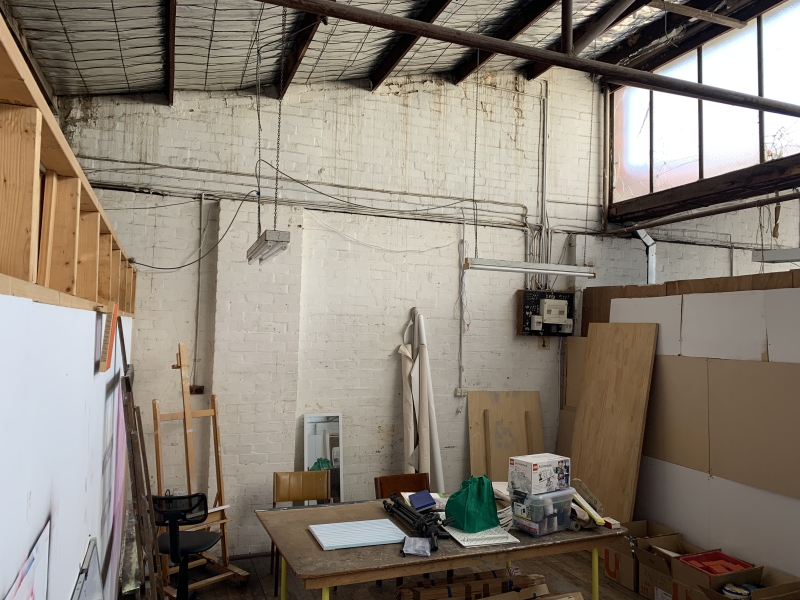 Large, light filled Fitzroy North studio photo 4