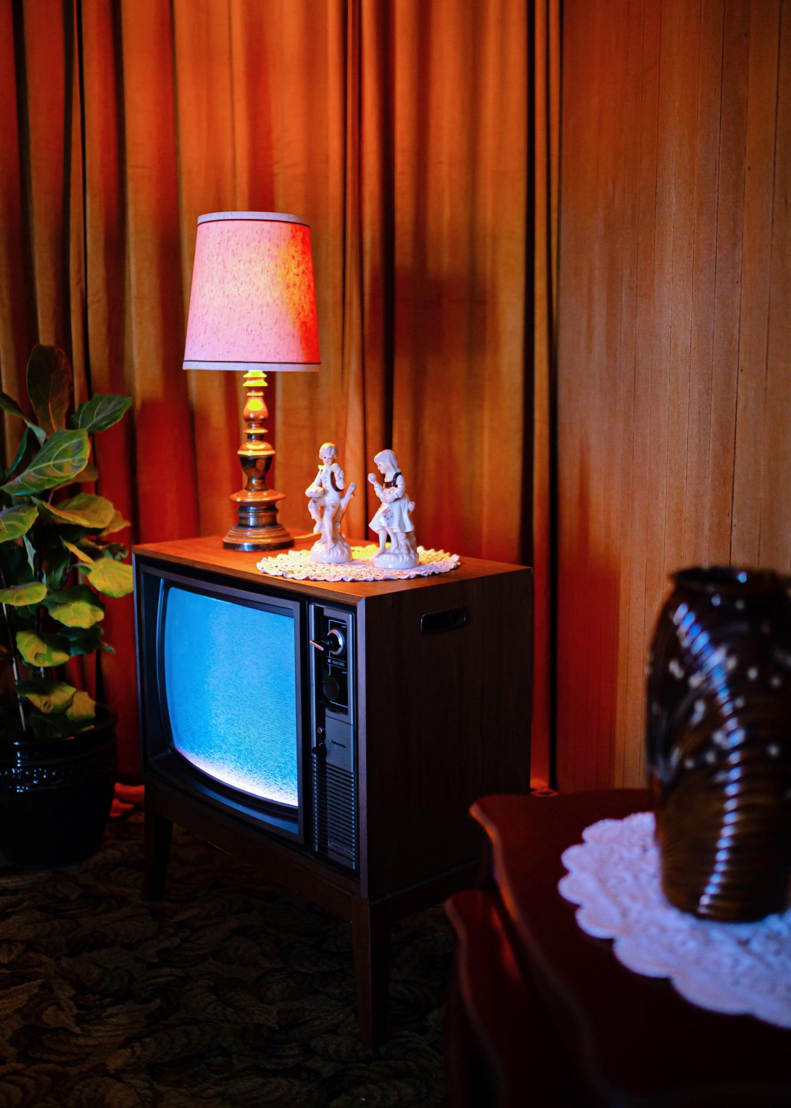 Vintage Vibes / Full Studio at Brewers St. Studio photo 5