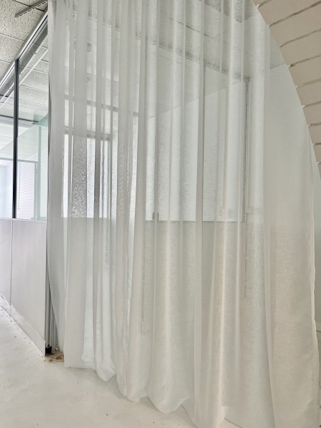 Professional studio space photo 4