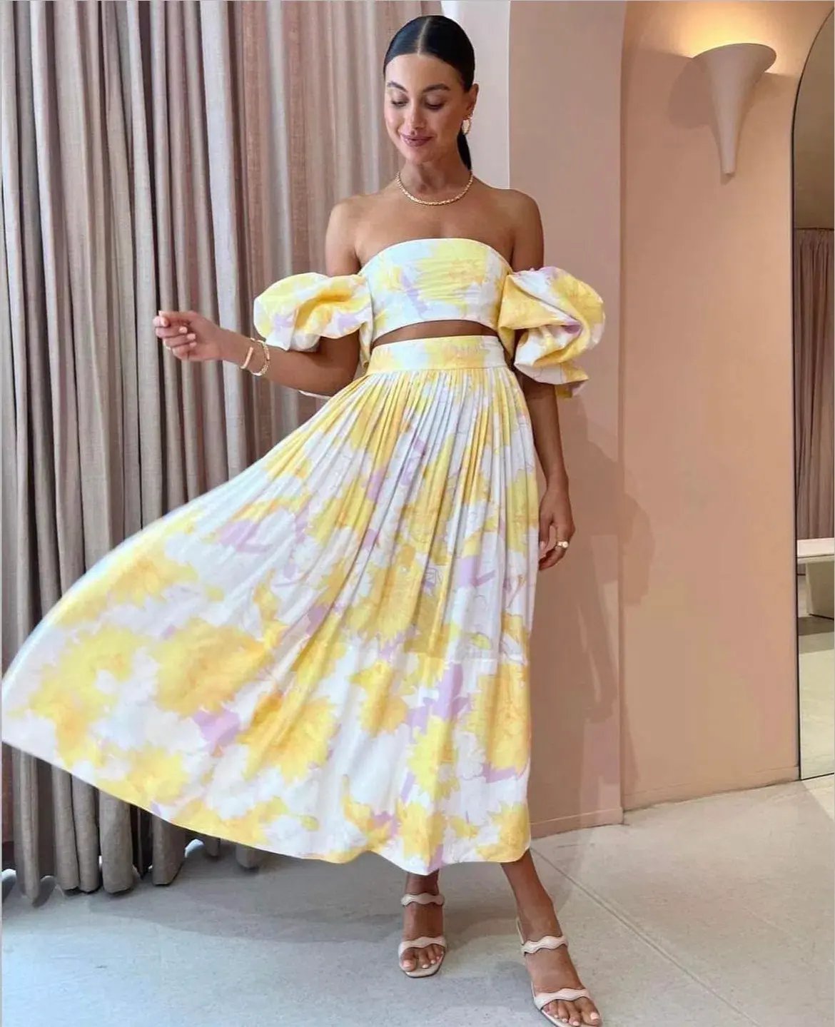 Leo Lin Simone Puff Top & Elina Skirt Set Jasmine Print in Sun Size 10 photo 2