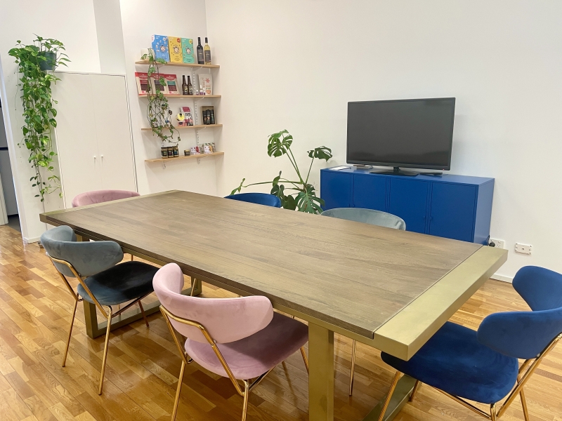 Desks Available in Sunny Windsor Creative Studio photo 2