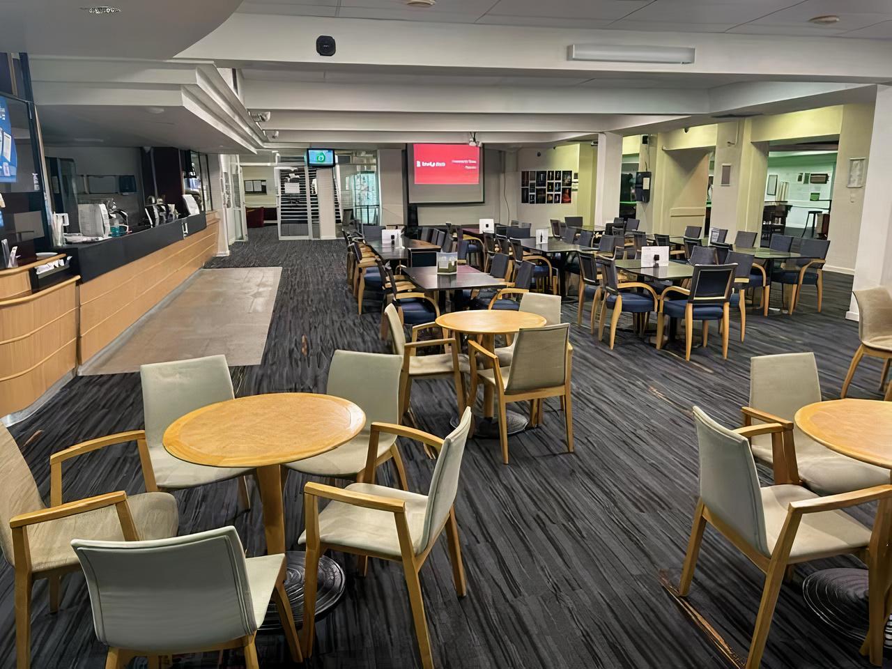 DownUnder Bar at Berowra RSL Club photo 3