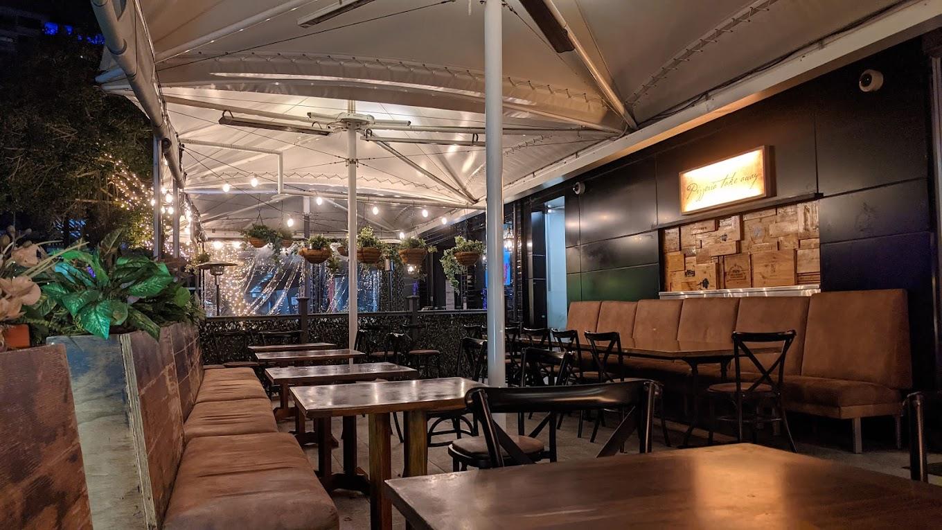 Entire Venue at Gusto da Gianni photo 14