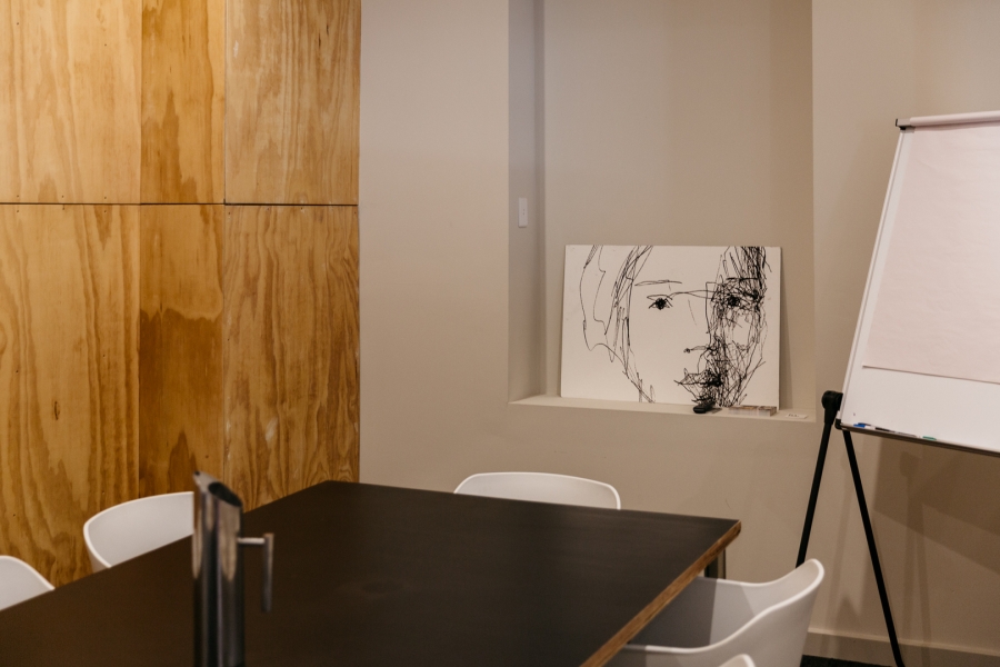 Level 1 Meeting Room photo 2