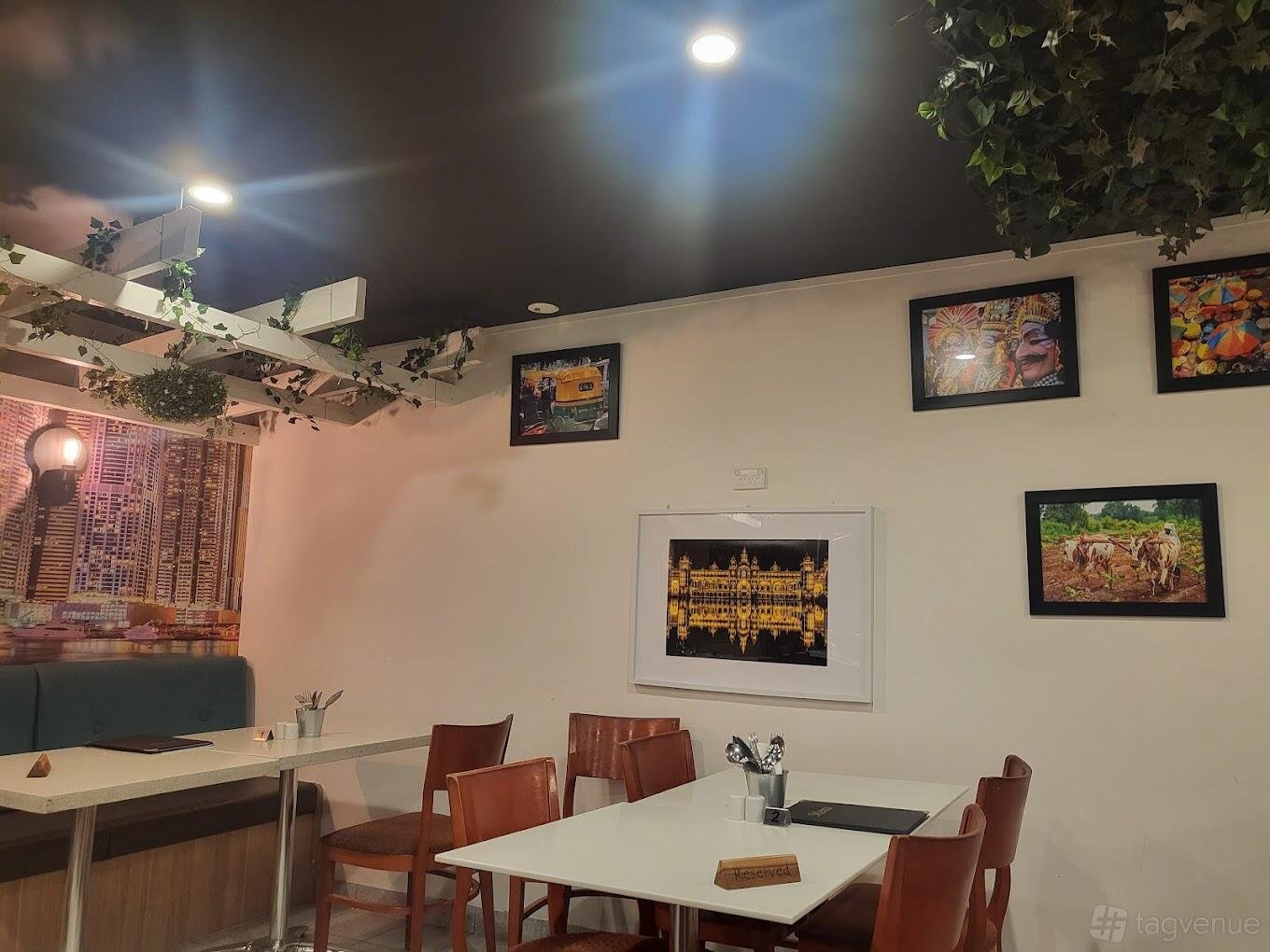 Entire Venue at Bombat Masala photo 5