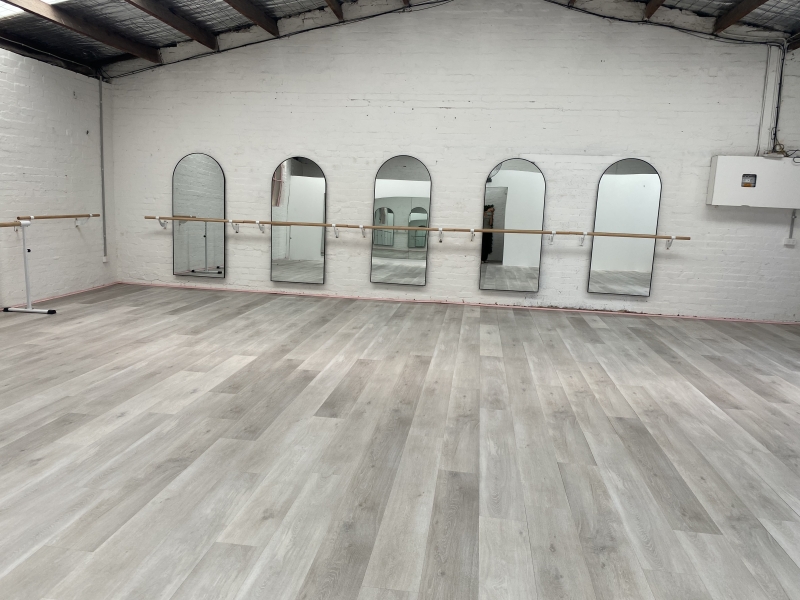 Dance/ Ballet studio photo 3