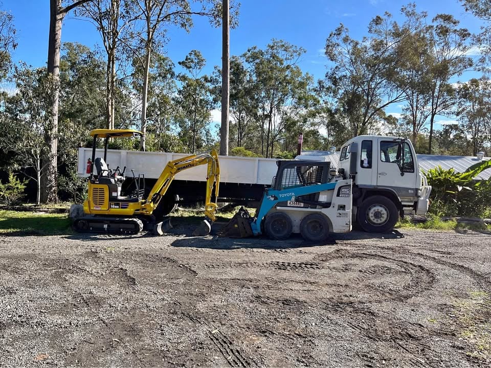 Earthmoving photo 2