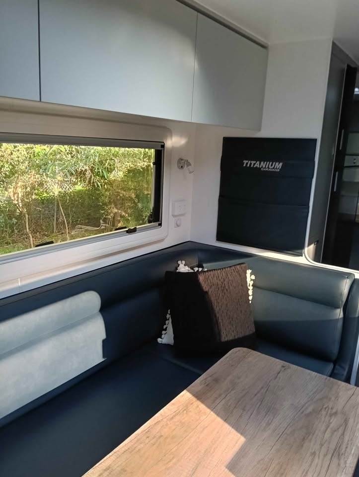 CARAVAN FOR HIRE $250/day photo 3