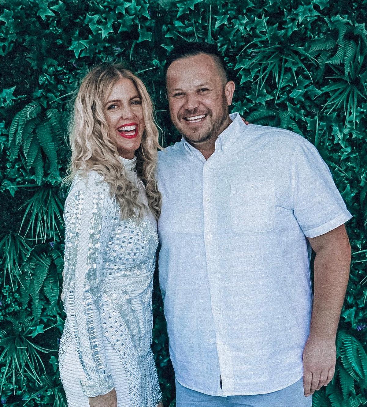 White cocktail designer dress from Dubai size 12 photo 2