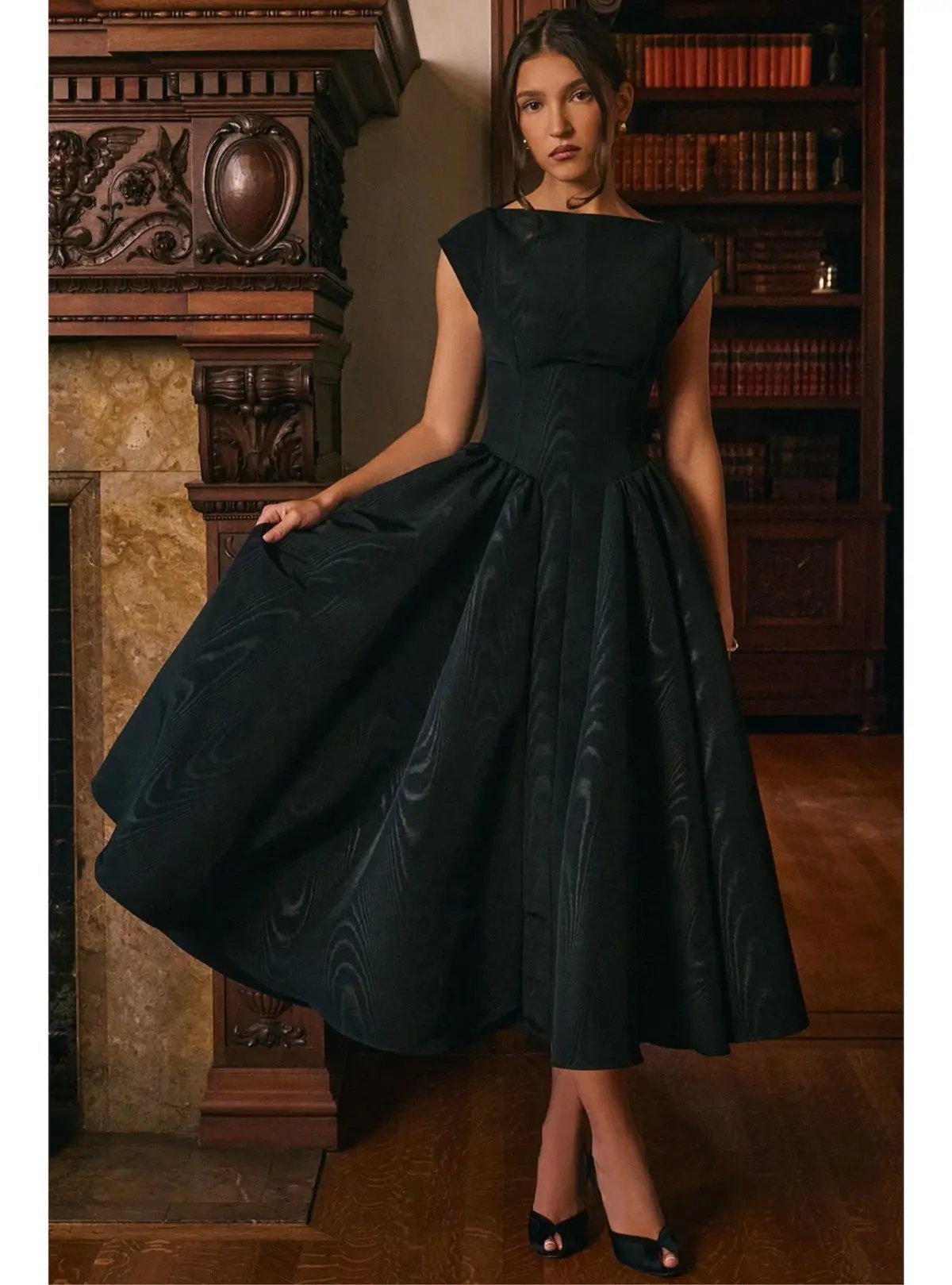 House of CB Debutante Moire Satin Backless Midi Dress Black Size S / AU 8 photo 4