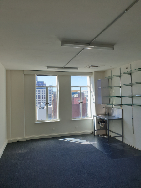 Suite 912 Century Building photo 3