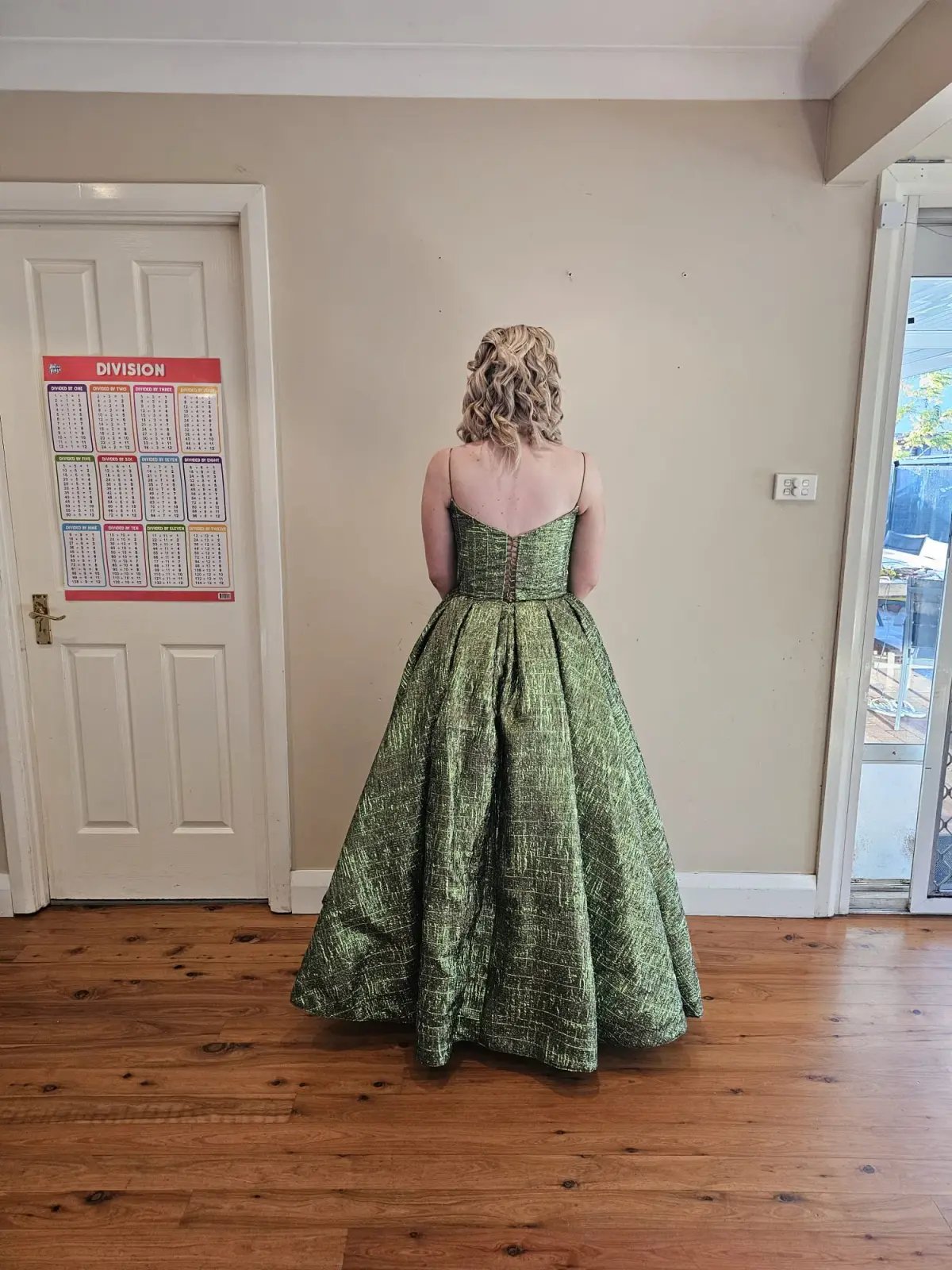 Lia Stubbla Lizard Ball Gown Green Size 12 photo 5