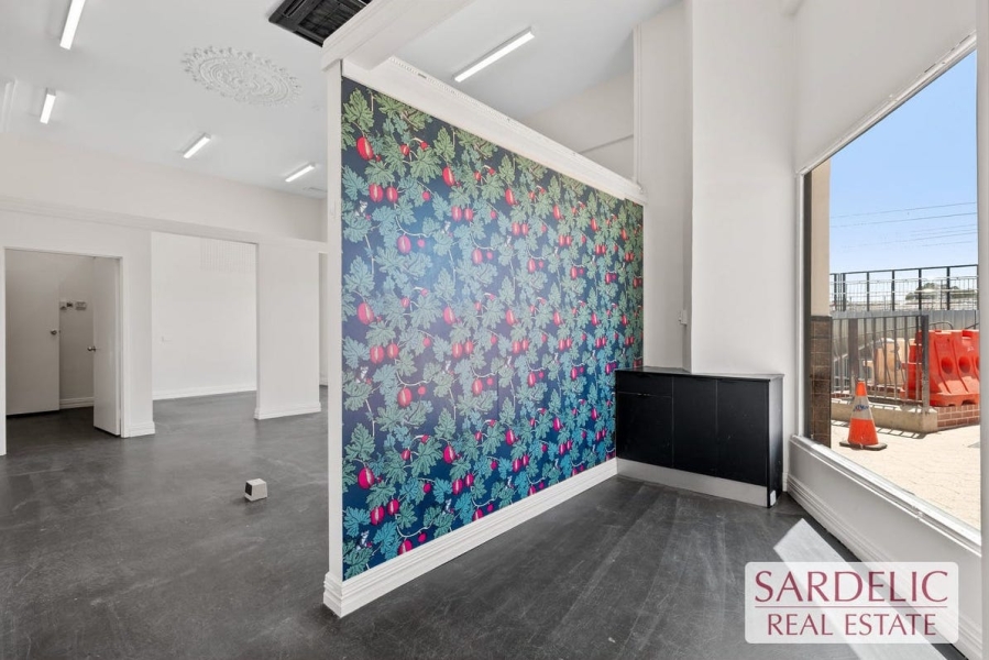 Retail/Creative Space at Luna Studios photo 4