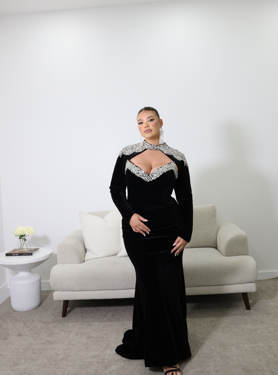 RAVEN GOWN BLACK photo 4