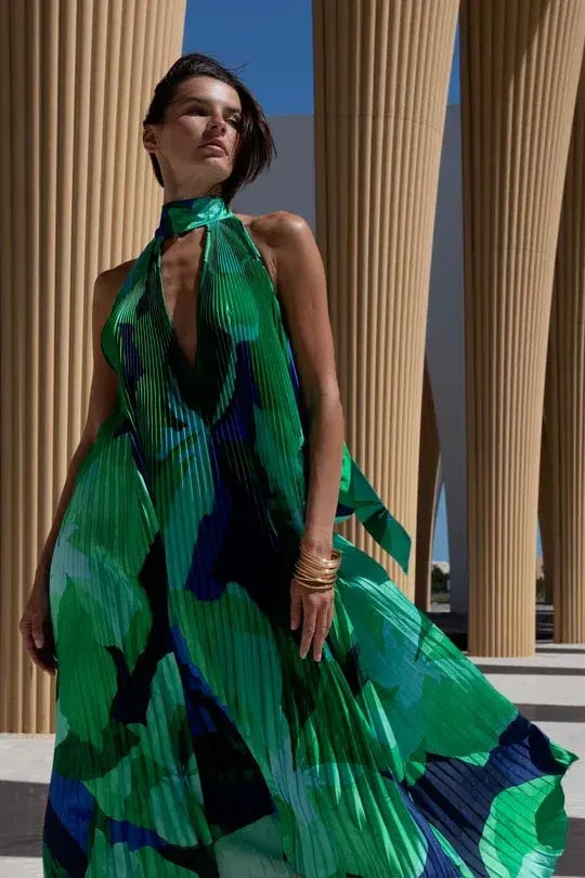 L'idee Opera Gown in Capri Green Size 8 photo 2