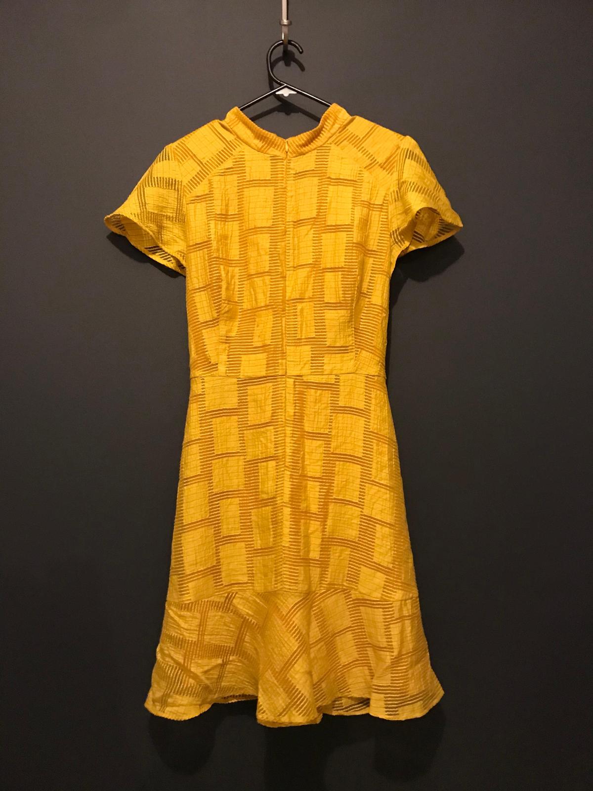 Cue Burnout Jacquard Fluted Sleeve Dress Yellow Size 14 photo 4