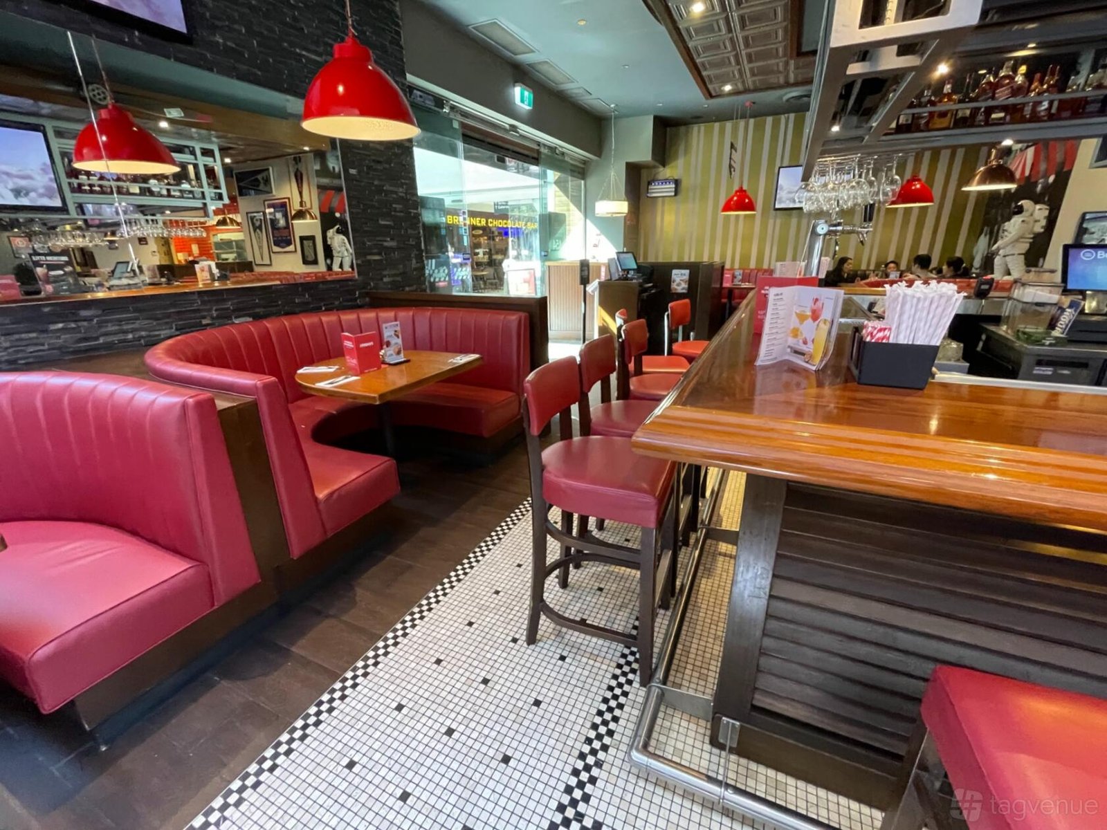 Downstairs Area at TGI Fridays Macquarie photo 5