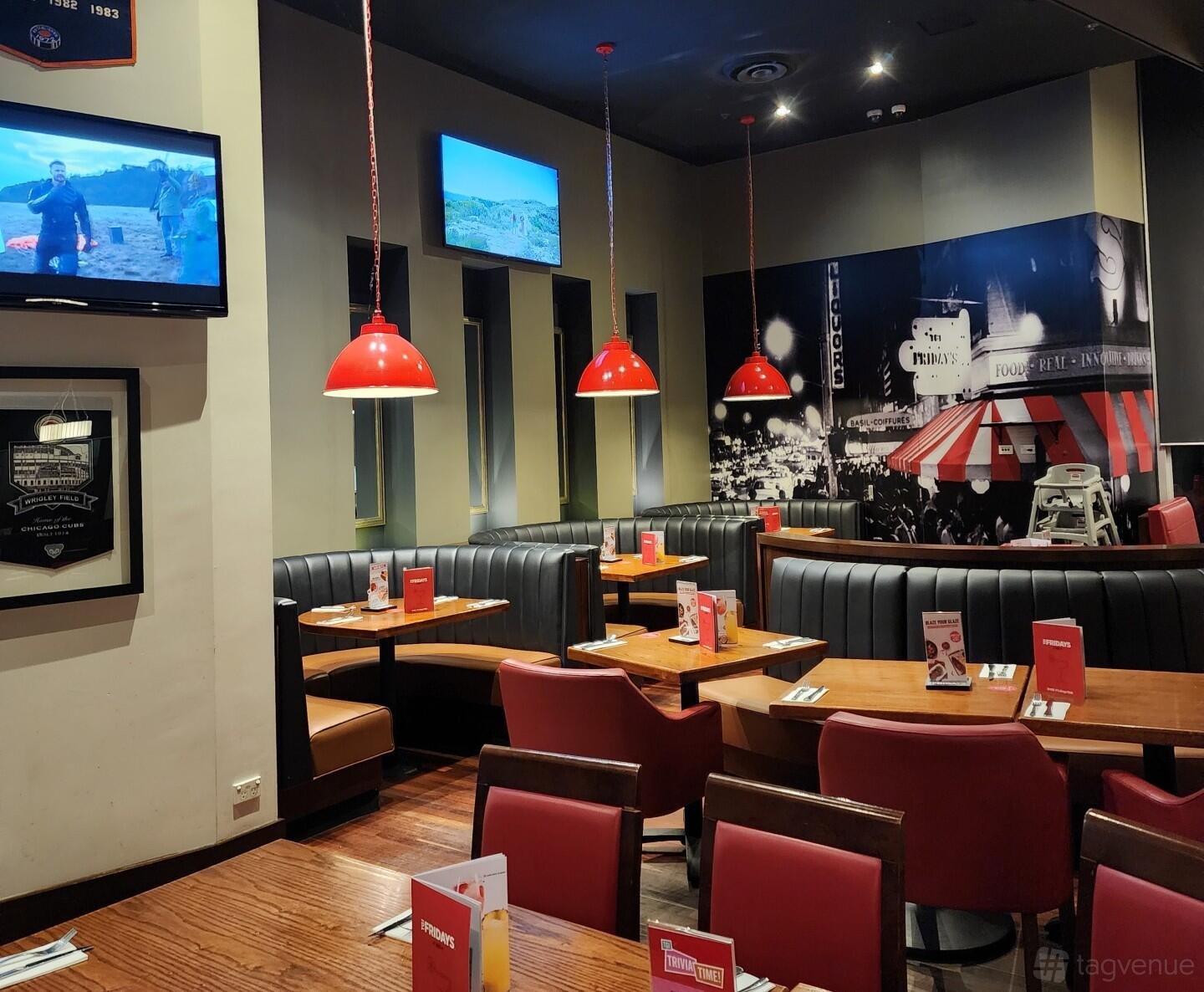 Upstairs Area at TGI Fridays Macquarie photo 9