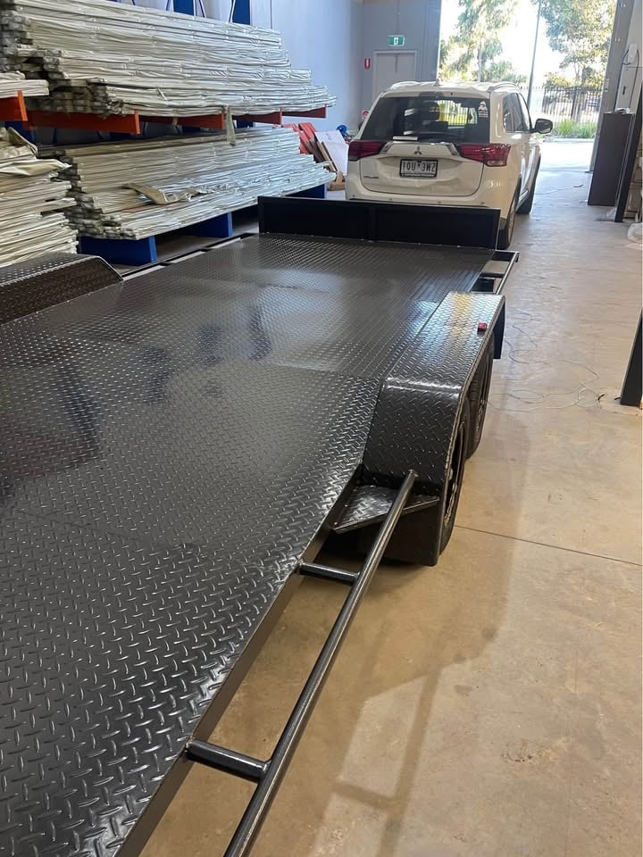 Cheapest Trailer Hire with car ramps 5.4m long tray x 2m wide photo 7