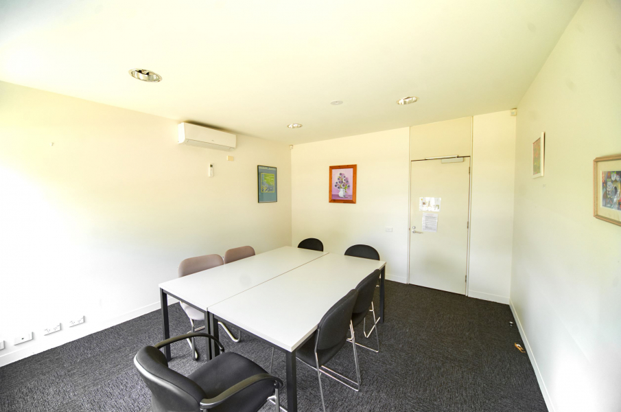 Louis Joel Arts & Community Cntre-Queen St Office photo 2
