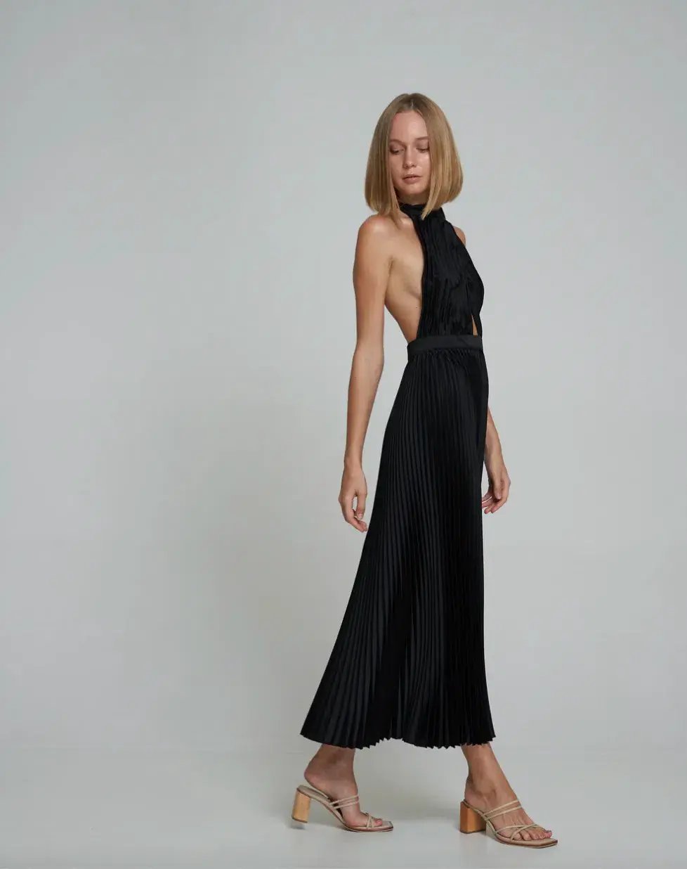 L'Idee Renaissance Gown Black Size 8 photo 2