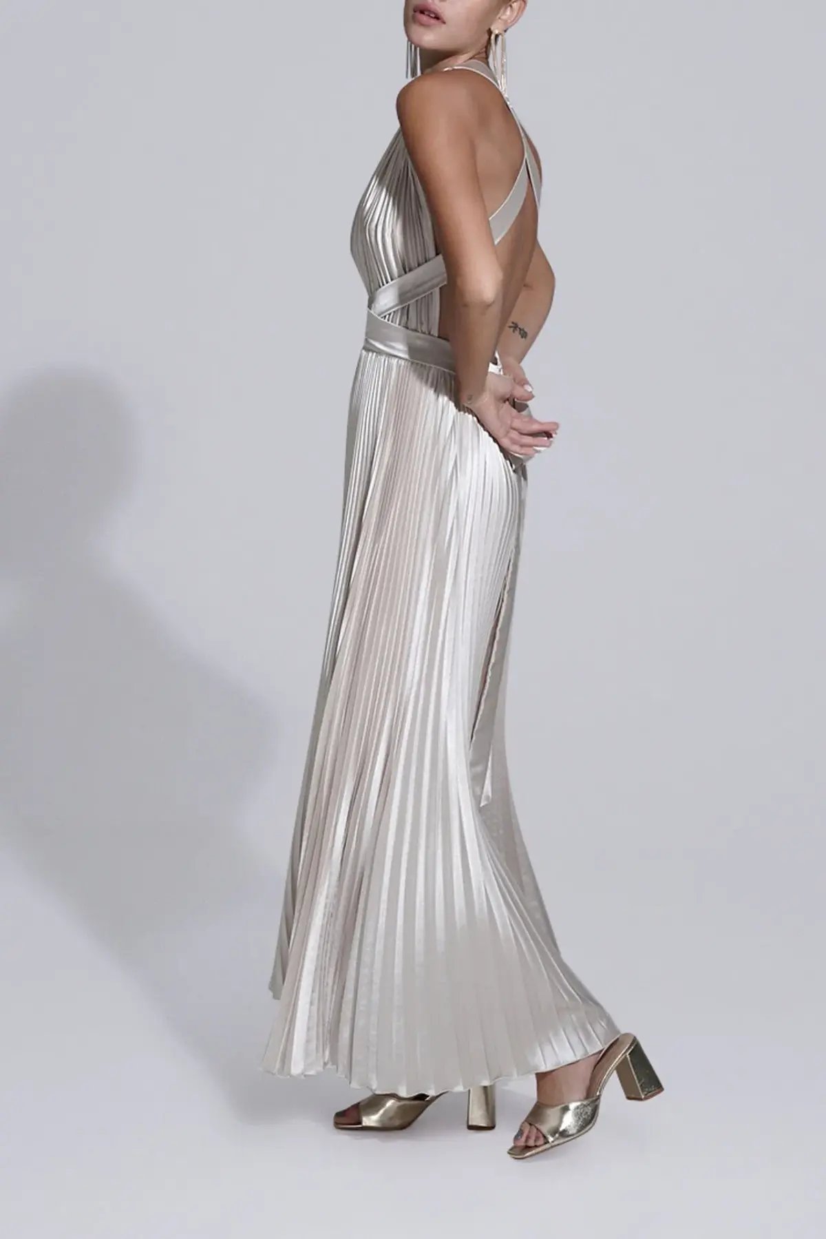 L’Idee Moderniste Midi Gown Champagne Size 10 photo 4