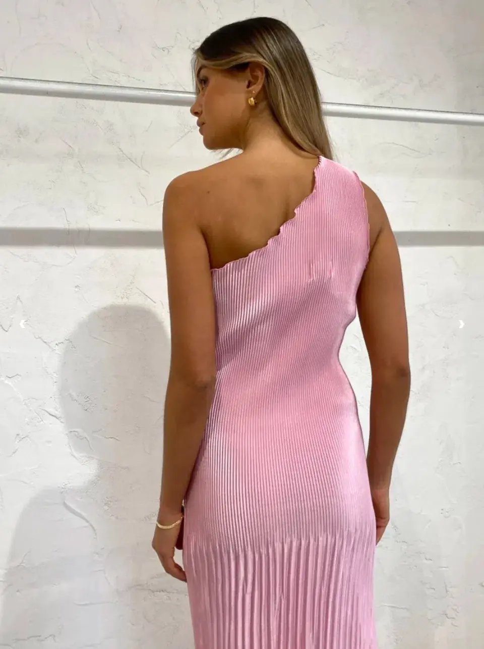 L'Idee Soiree Pleated One Shoulder Dress in Pink Size 8 photo 2