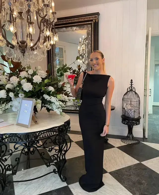 Effie Kats Verona Gown Black Size M / AU 10 photo 7