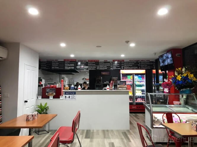 Dining Room at Uncle John Pizza photo 2