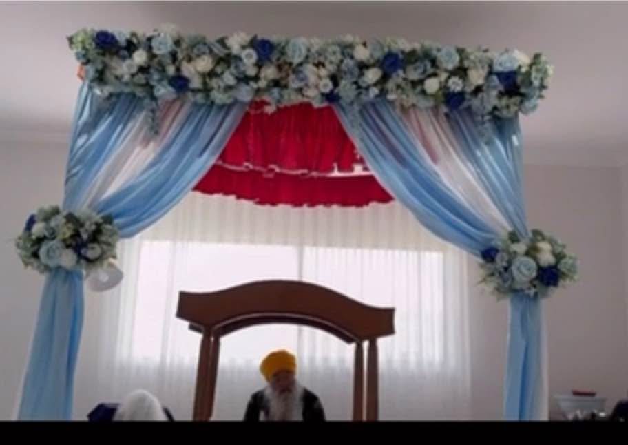 Hire - package price $250 from clayton includes welcome sign, front and Baba ji backdrop photo 3