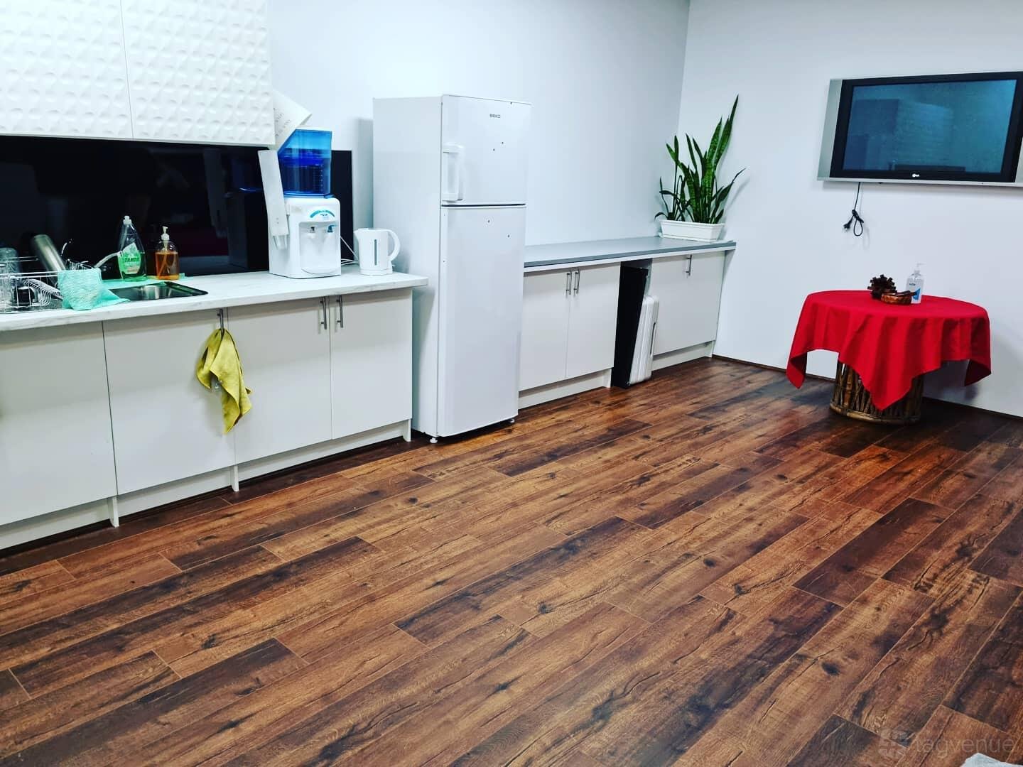 Entire Studio at Urban Salsa photo 4