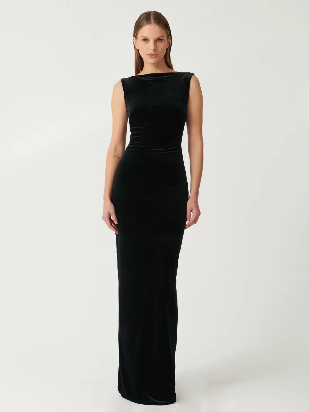 Effie Kats Verona Gown in Black Velvet Size M / AU 10 photo 4
