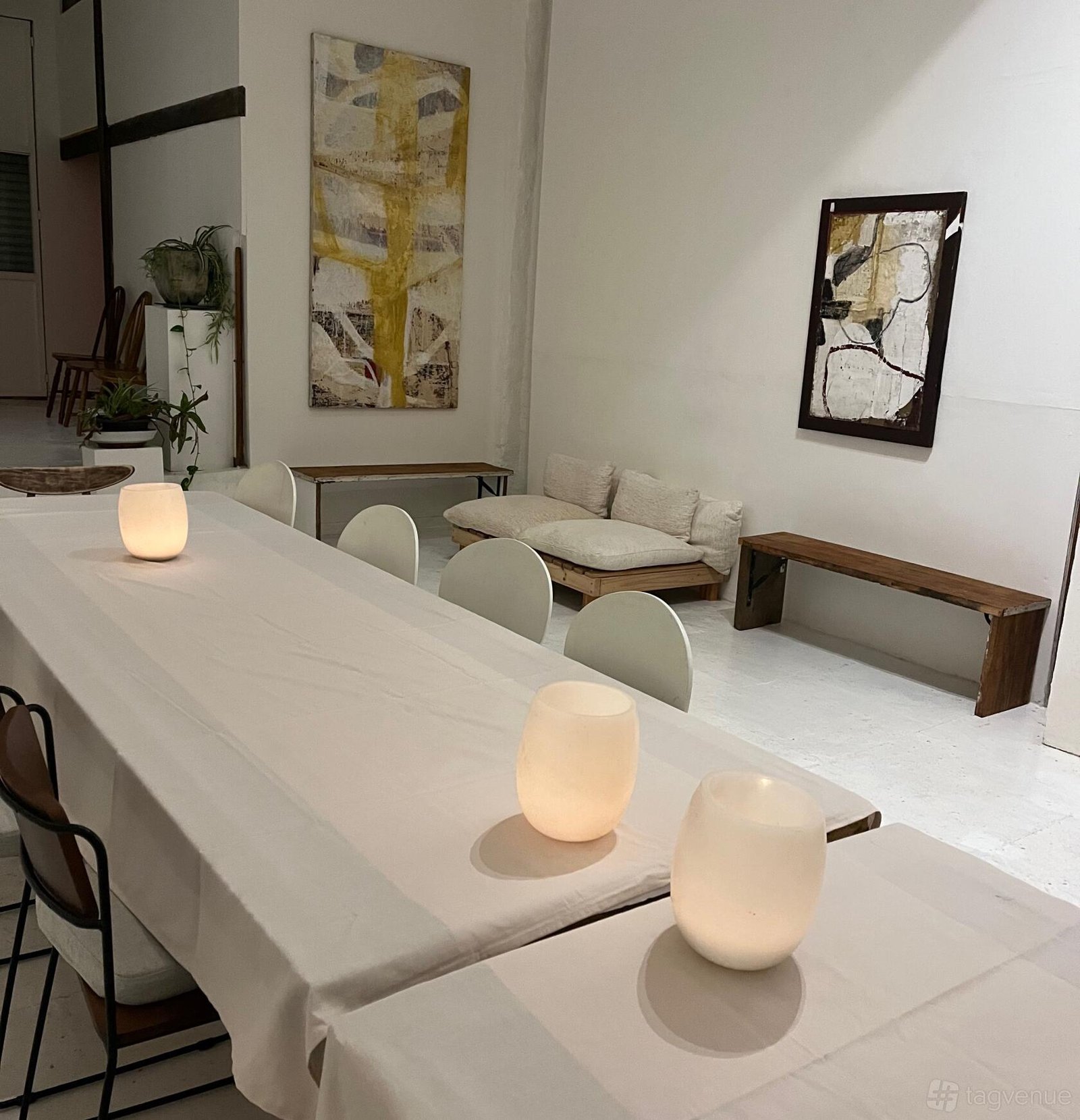 Studio with natural light at Beautiful White Space photo 32