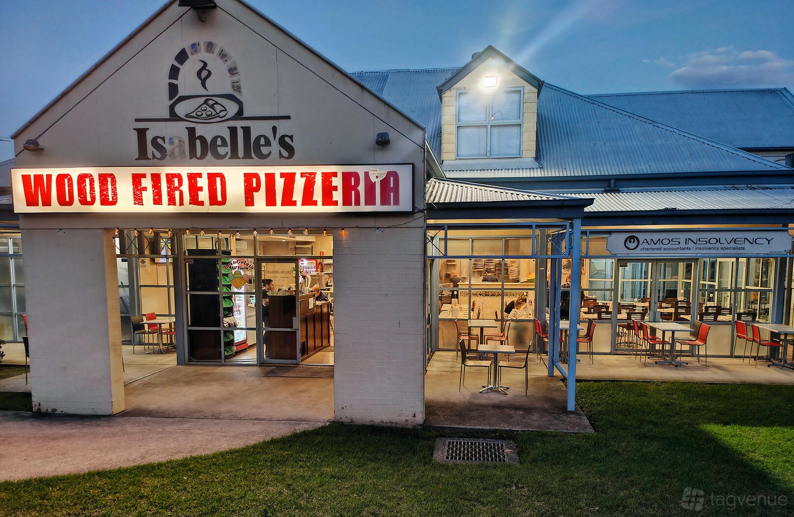 Entire Venue at Isabelle's Woodfired Pizzeria photo 9