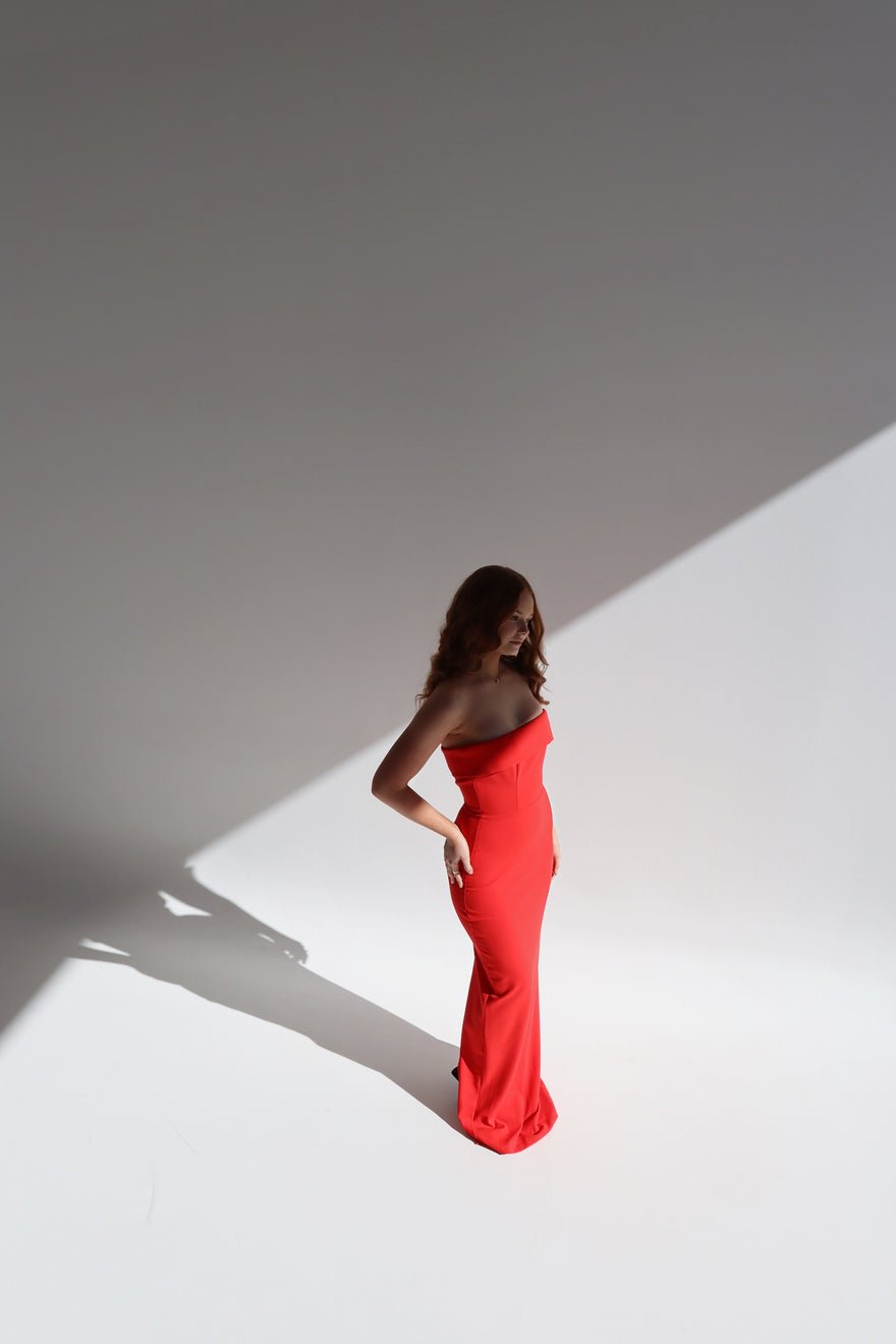 Effie Kats Monroe Gown Cherry Red photo 2