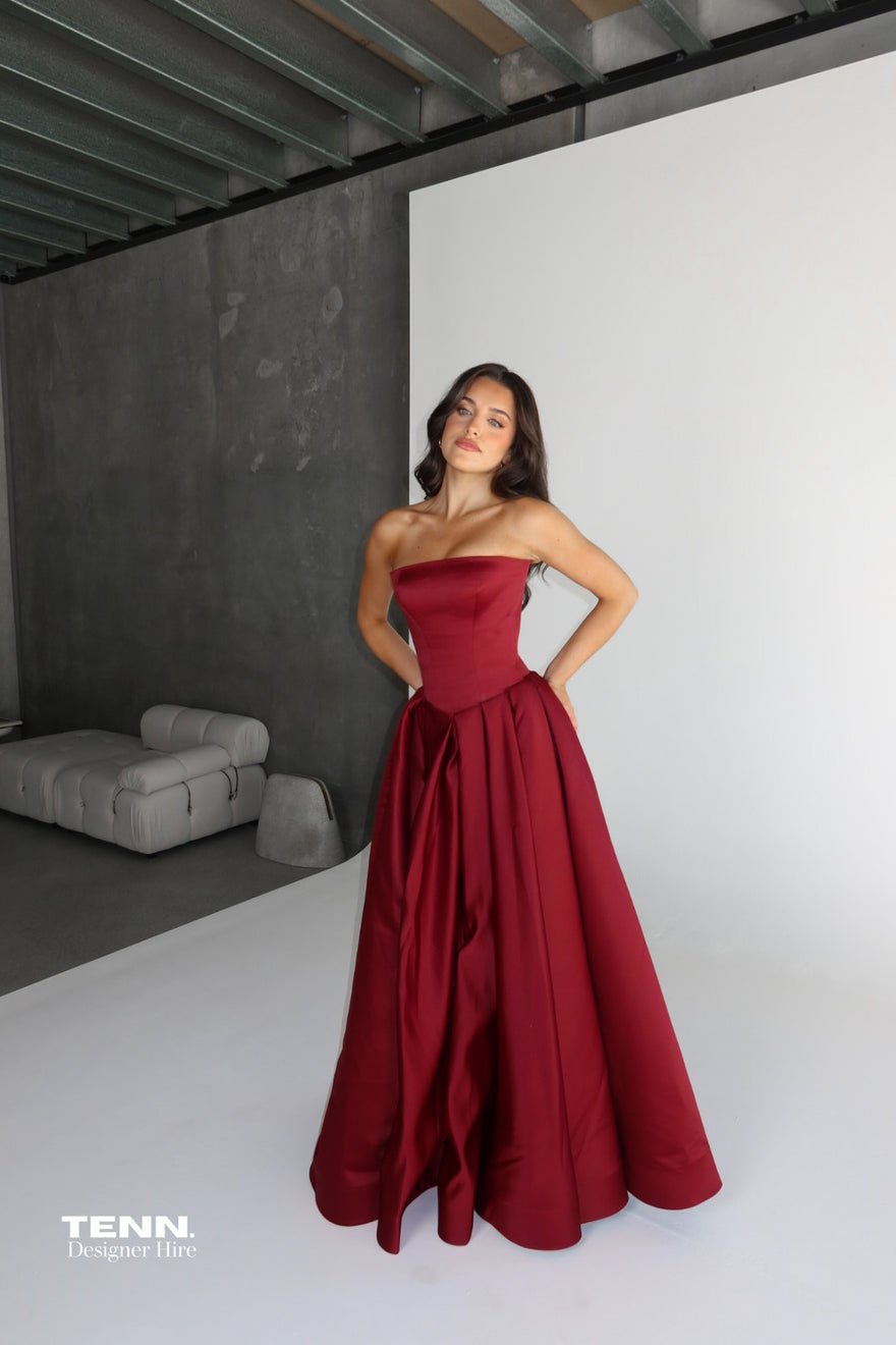 Lia Stublla x TENN Elodie Gown - Wine photo 3
