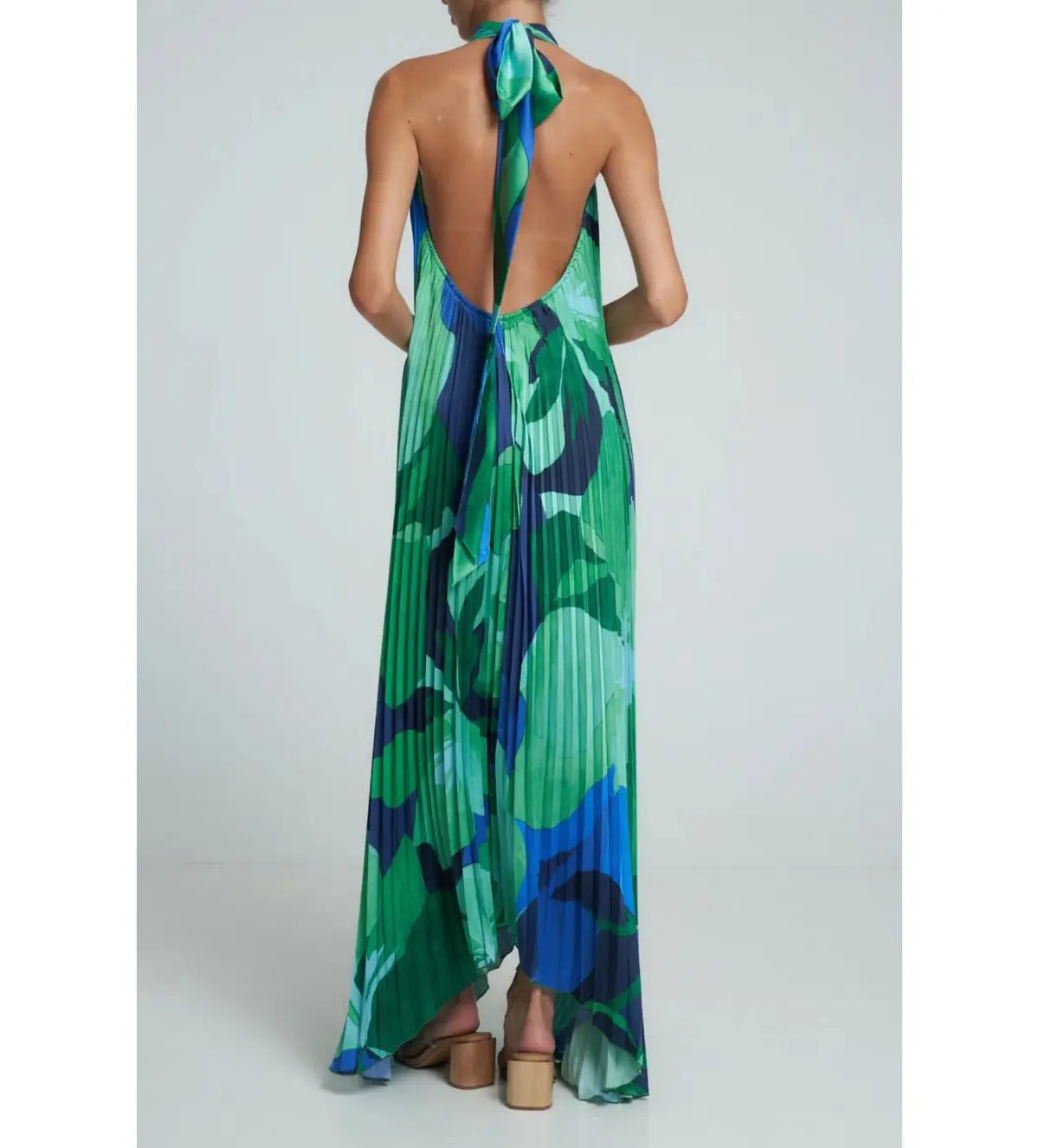 L’Idee Opera Gown Capri Green Size 8 photo 5