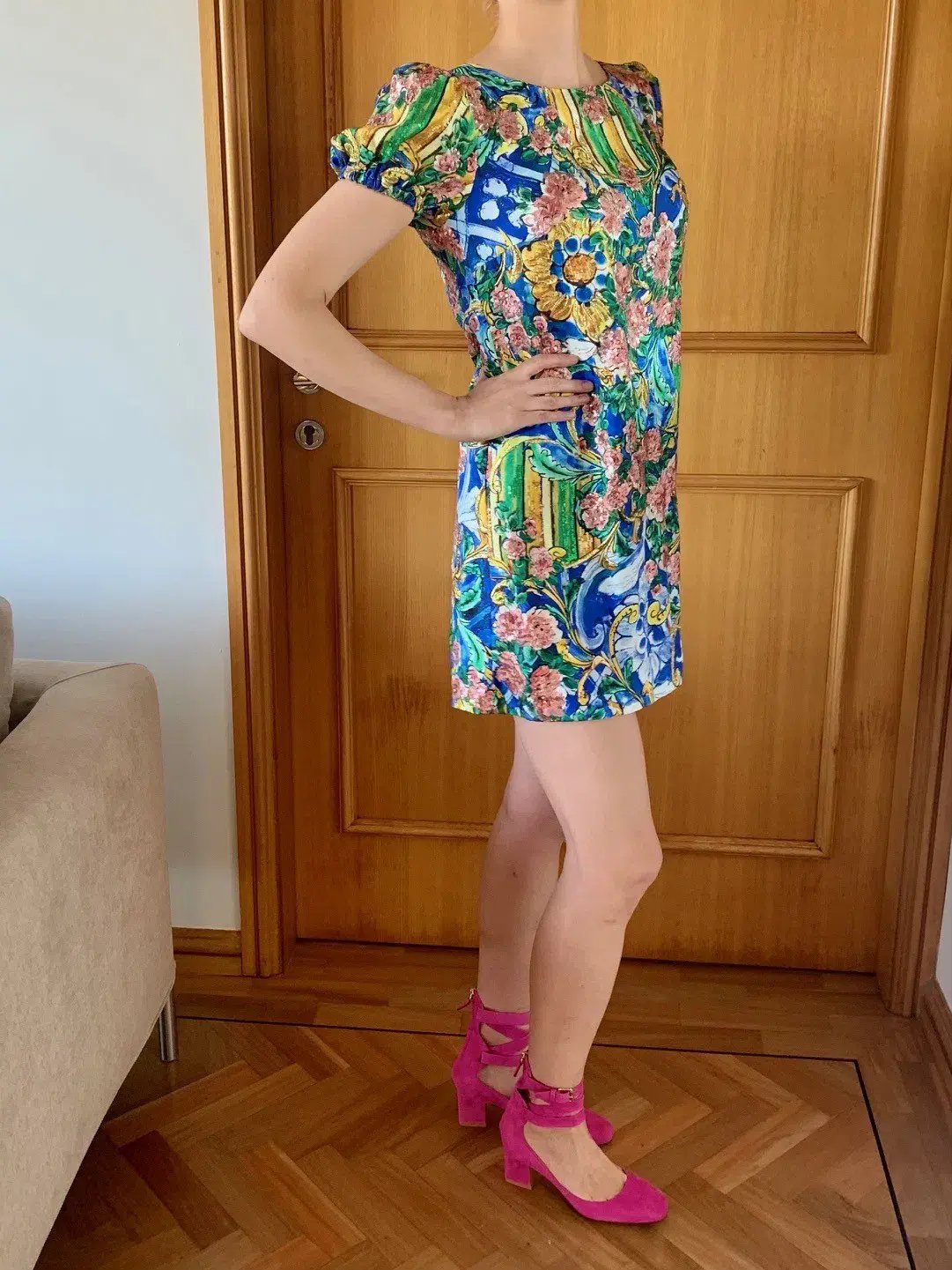 Dolce and Gabbana Printed Silk Dress with Embroidered Applique Floral Size 44 / AU 12 photo 2