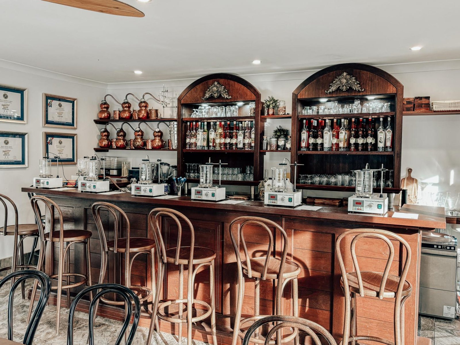 Cocktail Bar at Tamborine Mountain Distillery photo 4