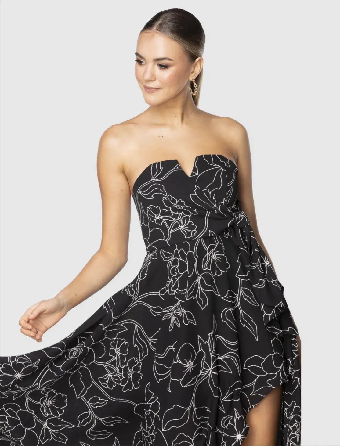 Pilgrim Black Carly dress Size 8 photo 4