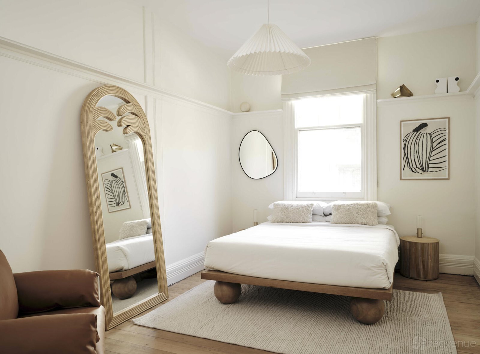 Sarah Ellison 3-Bed Apartment at Three Rooms Sydney photo 9