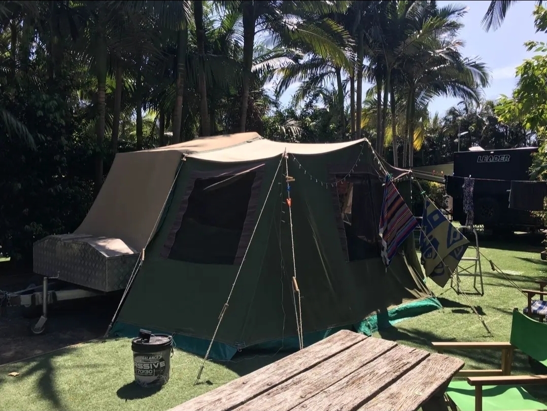 CUB Easy set up/pack down photo 9