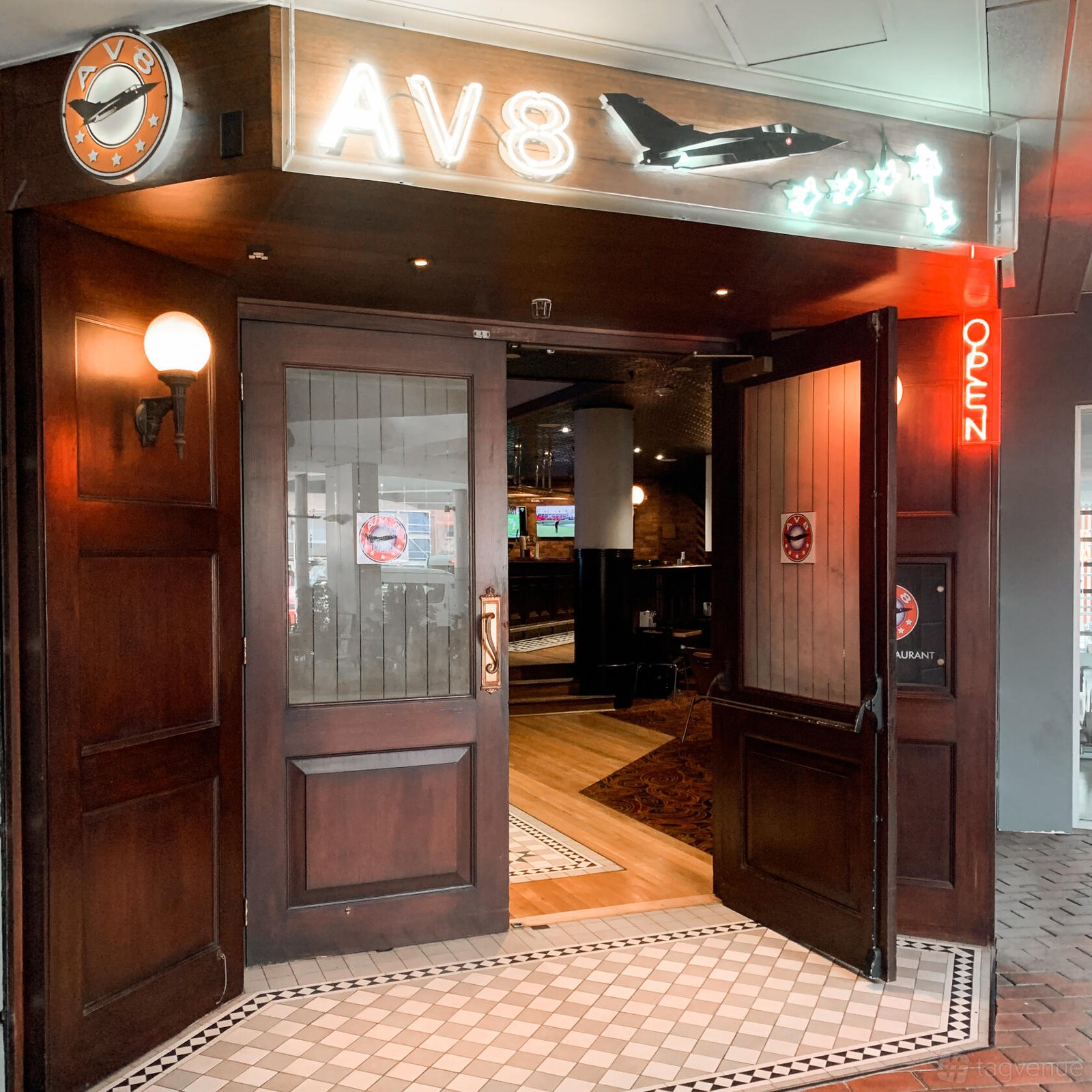 AV8 Bar at Stamford Plaza Sydney Airport Hotel photo 9