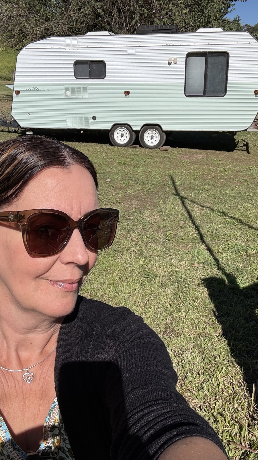 Hire 'Joie' for a relaxing Caravan experience photo 15