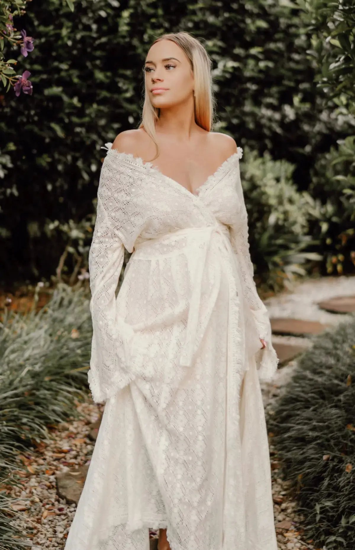 Coven & Co Boho Maternity Pirate Queen Gown Cream  Size L / AU 14 photo 6