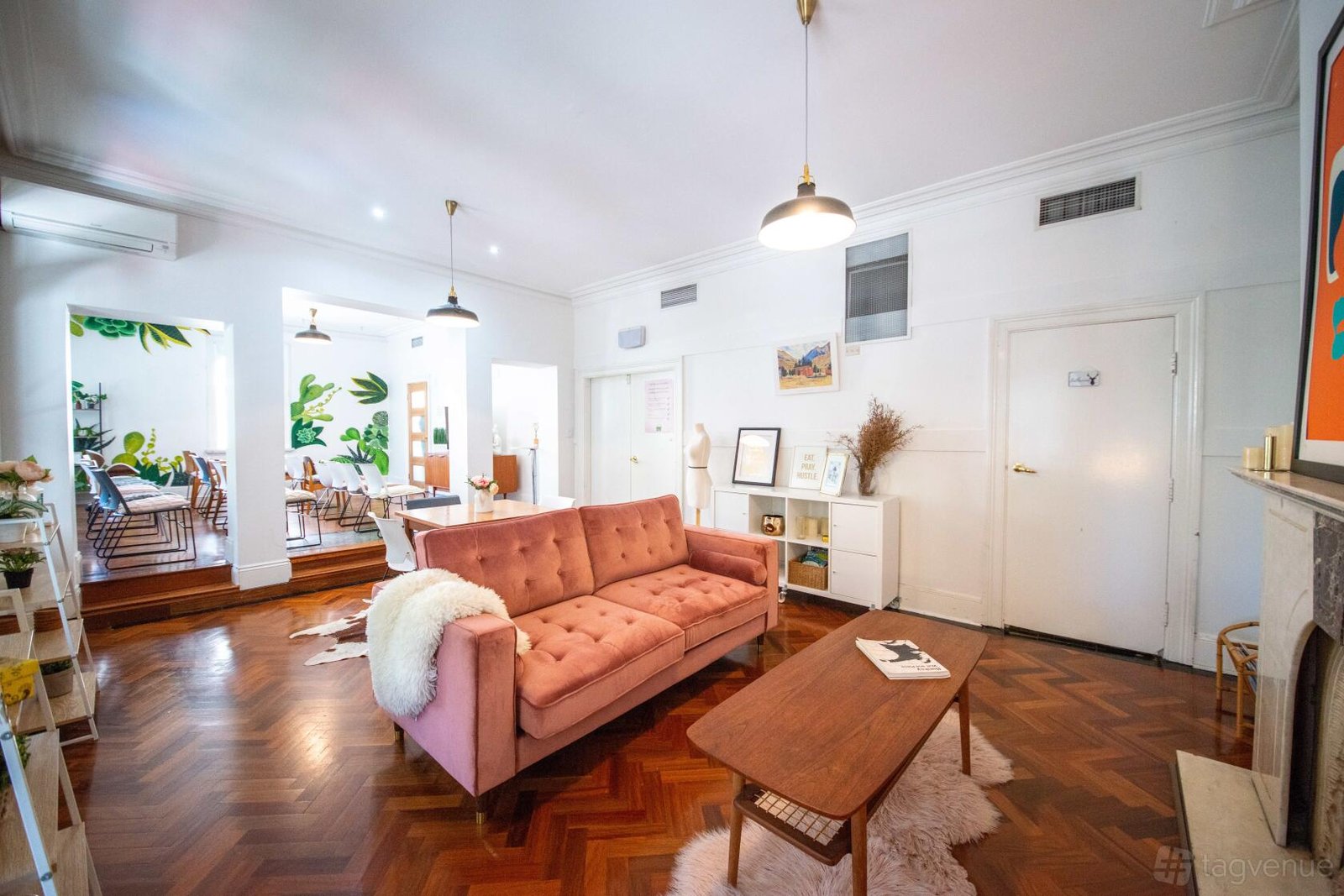 The Living & Balcony Rooms at Hustle Studios photo 10
