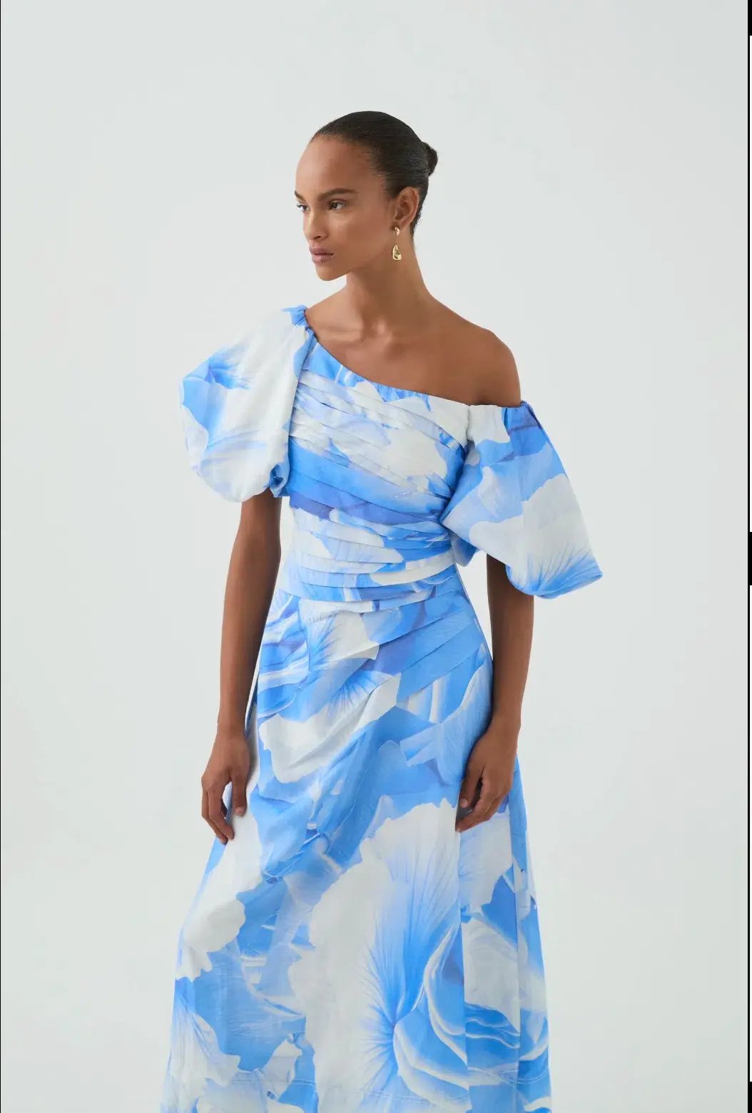 AJE CADENCE RUCHED MIDI DRESS in FLORAL BLUE SIZE 12 photo 4
