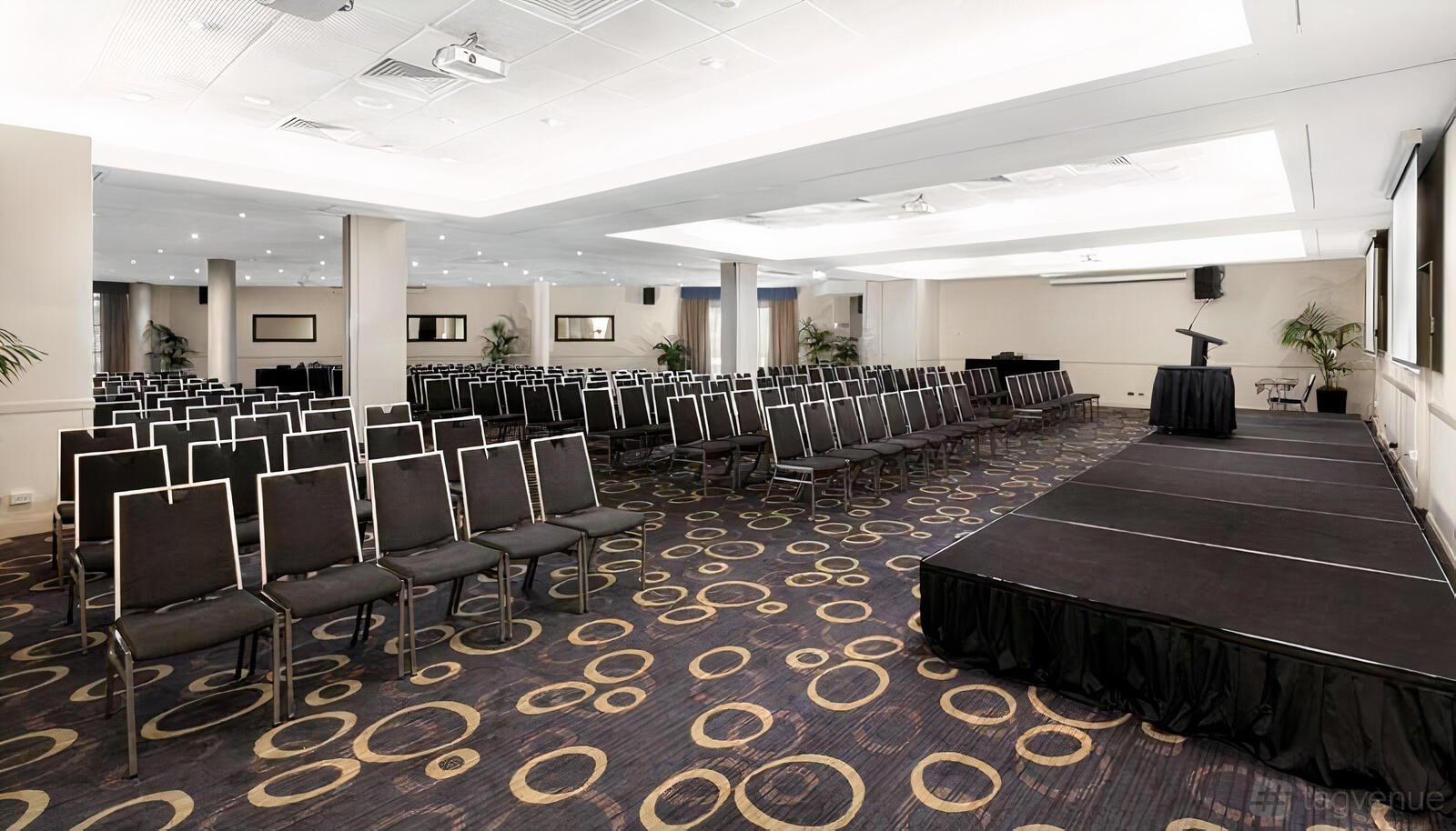 Triple Crown Ballroom at Rydges Parramatta photo 4