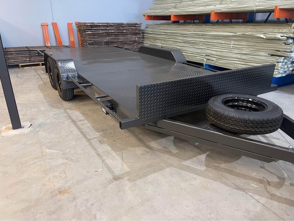 Cheapest Trailer Hire with car ramps 5.4m long tray x 2m wide photo 2